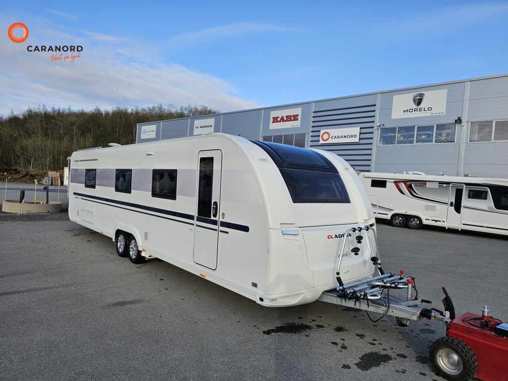 ALPINA 903HT Cinderella Mover AC - Adria