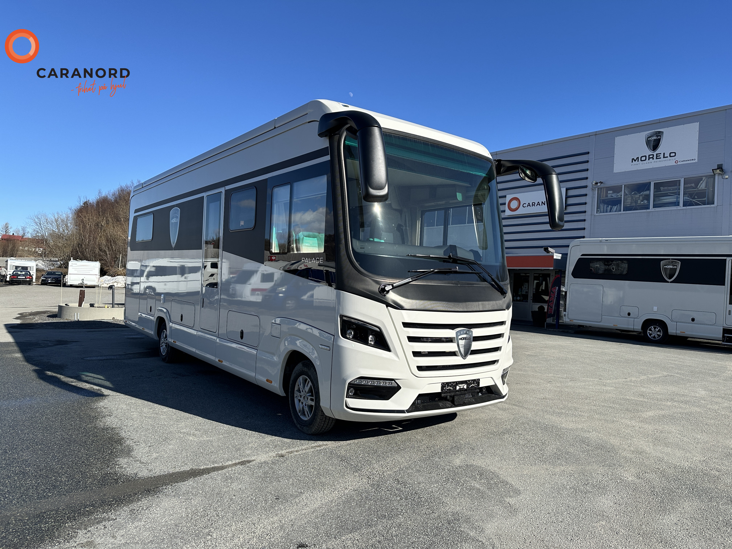 Palace 90 M - IVECO Daily 70 C 18 - 3.0 / 129 /175 (KW/HK) - Morelo