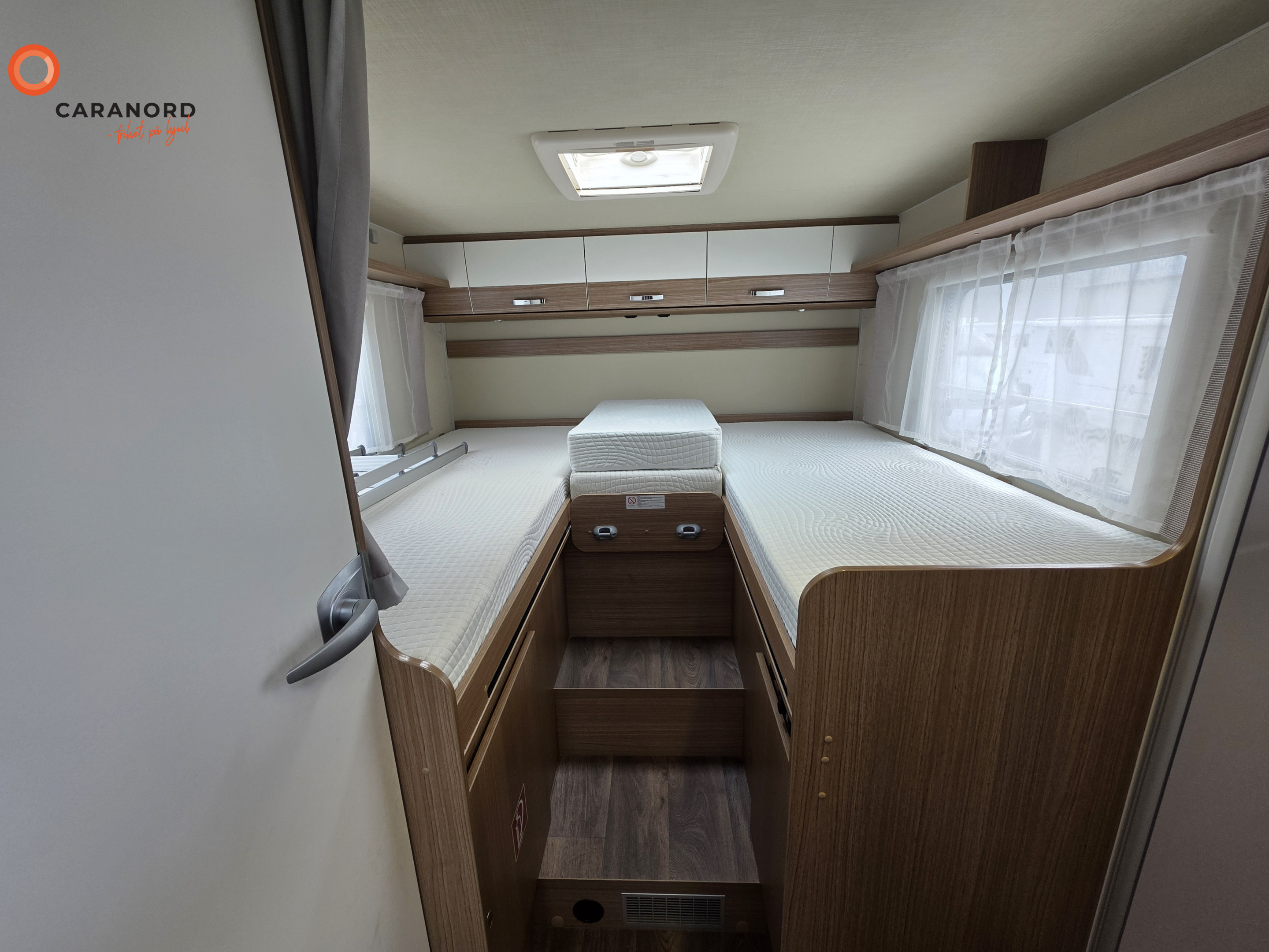 Carado T 447 Solcelle/tv/parabol/Navi - Carado