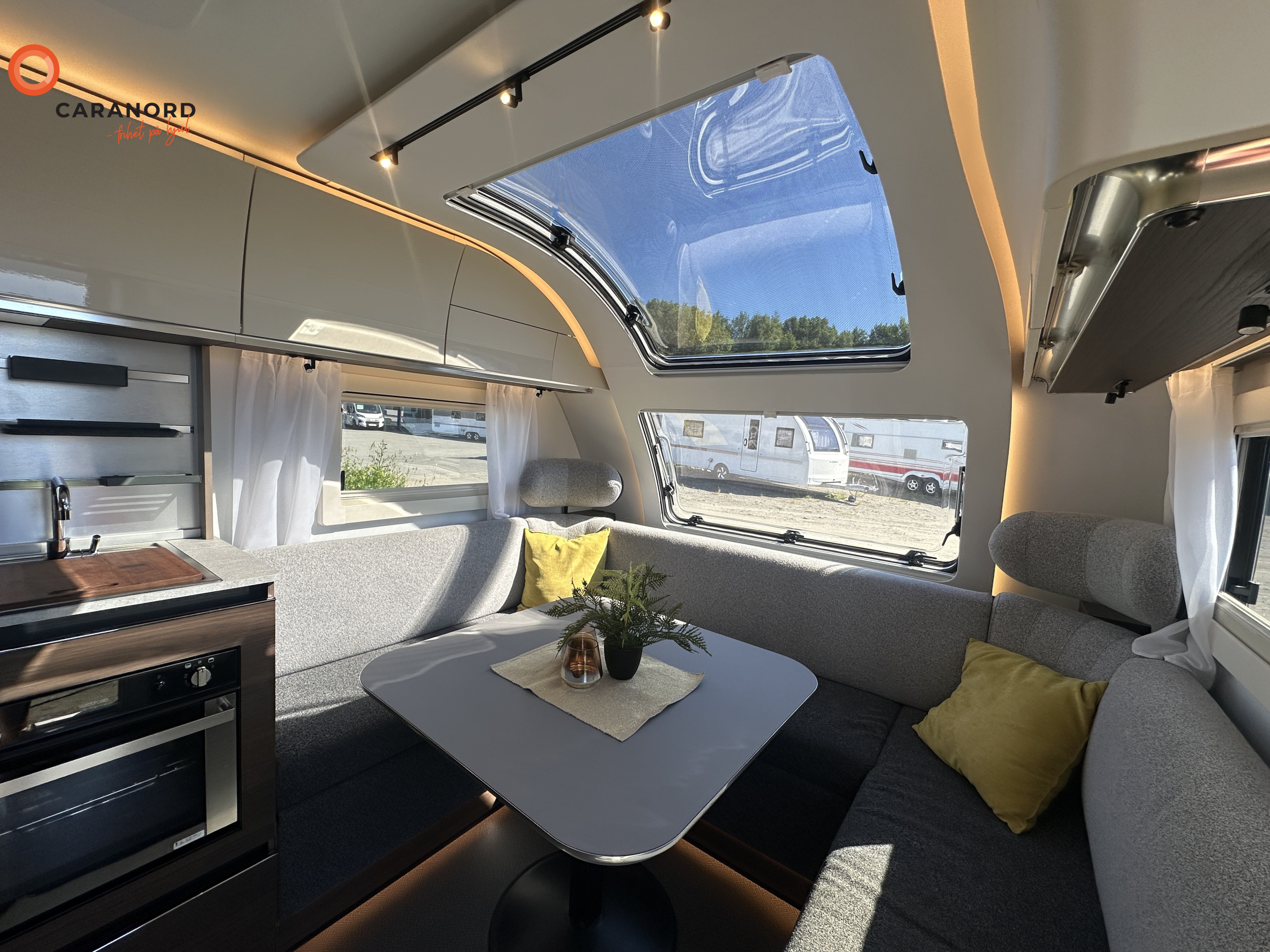 Adria Alpina 763 UK m/mover - Adria