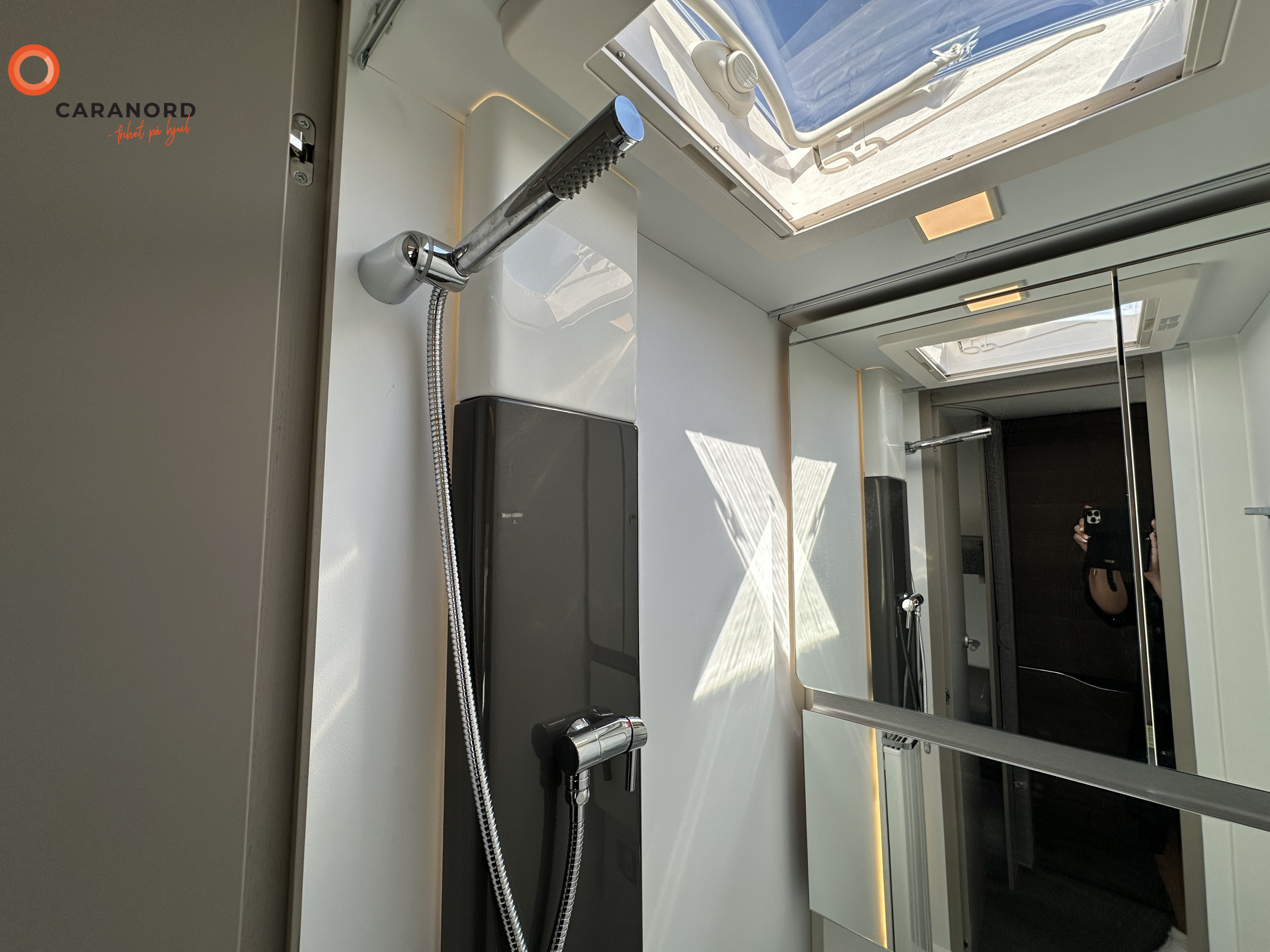 Adria Alpina 763 UK m/mover - Adria