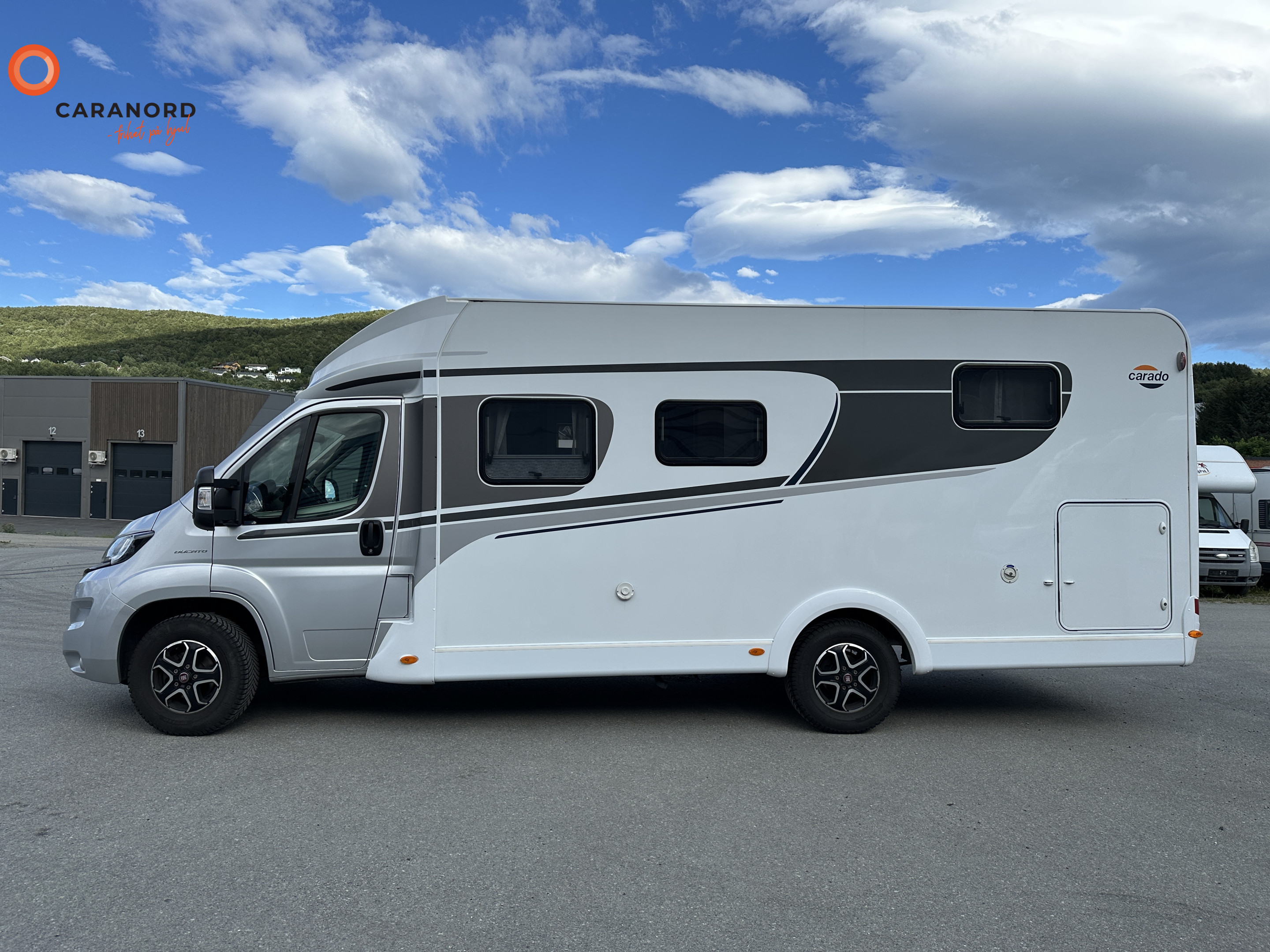 Carado T447 - Carado