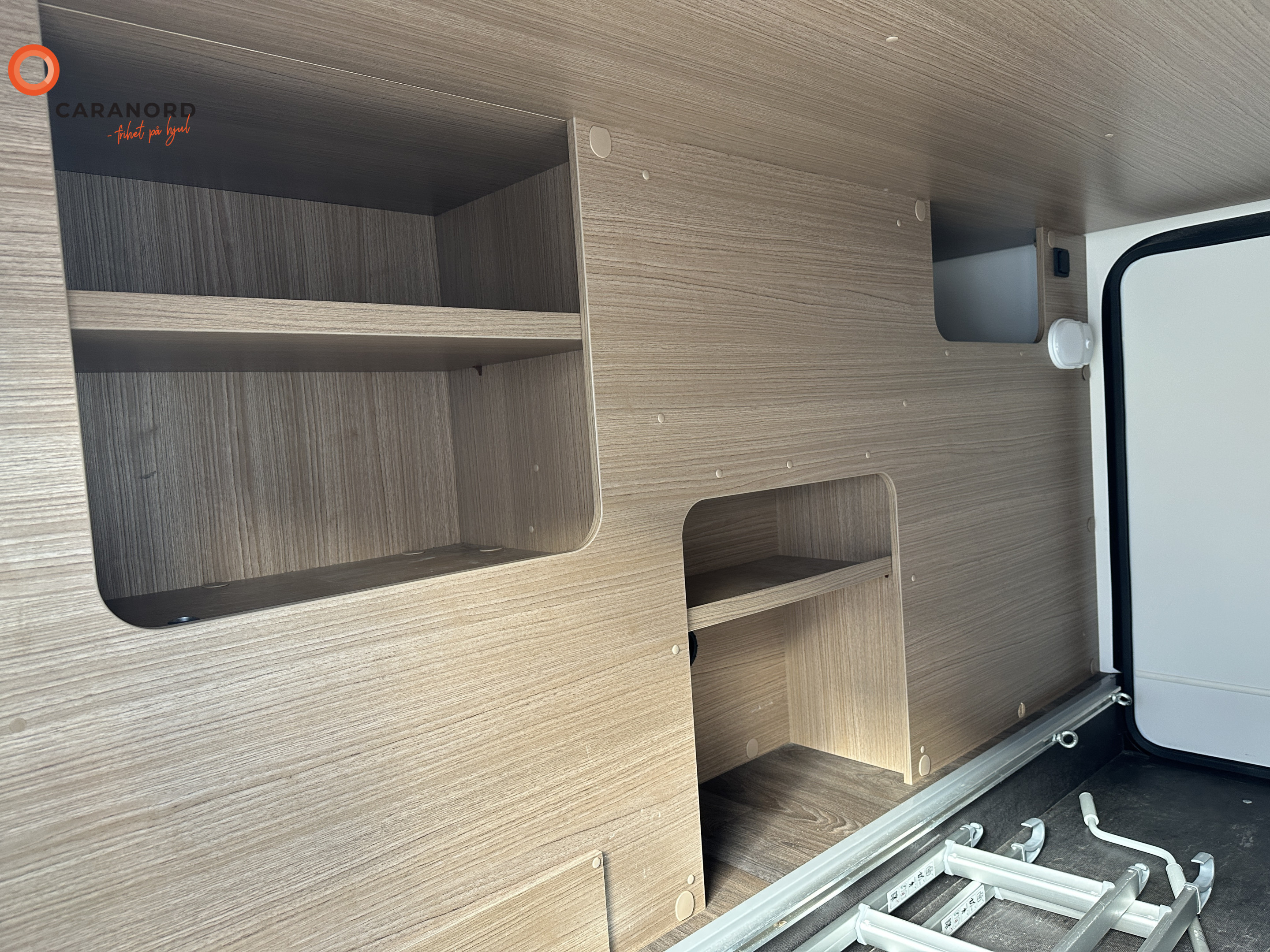 Carado T447 - Carado
