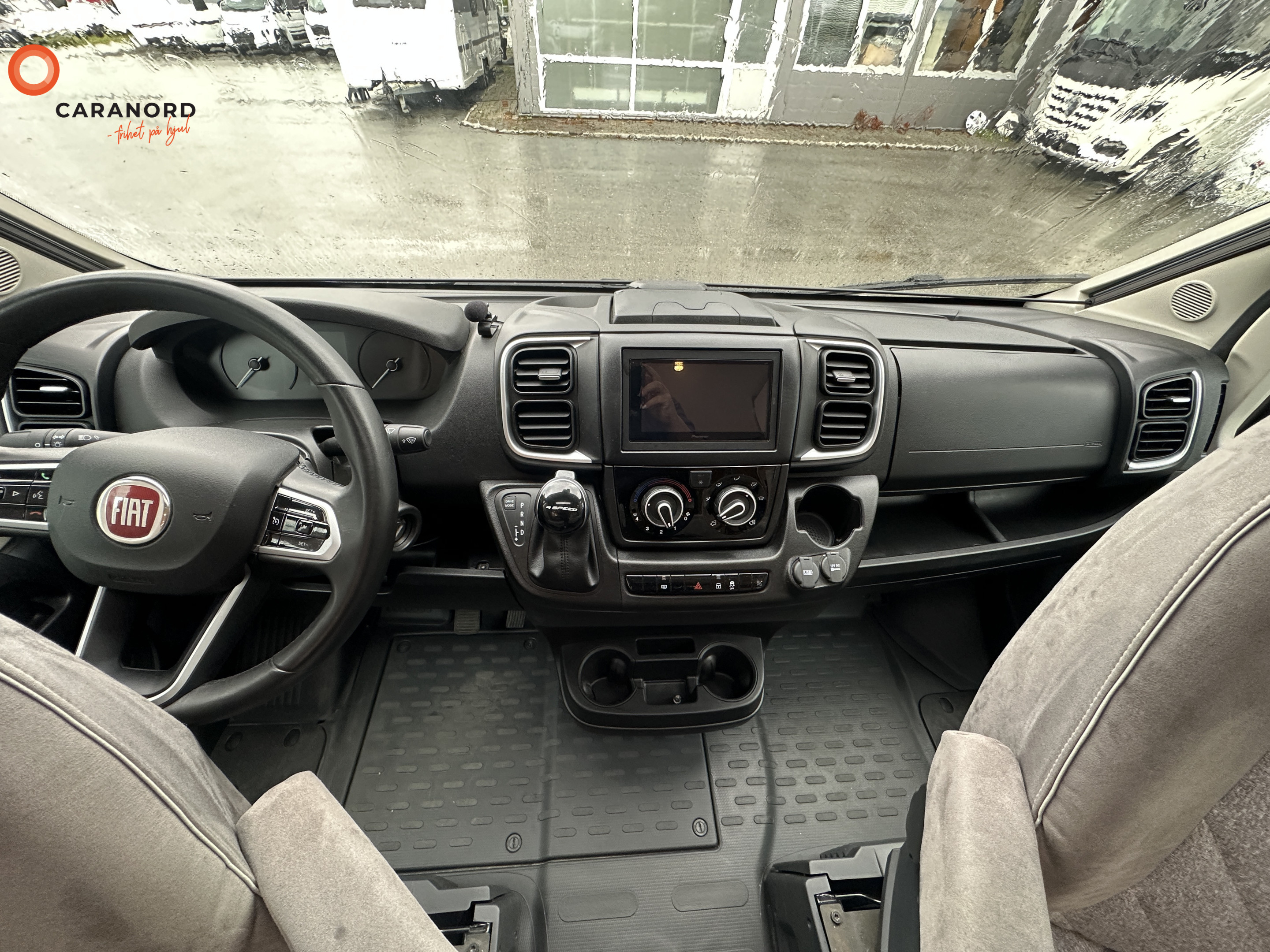 Carado T447 - Carado