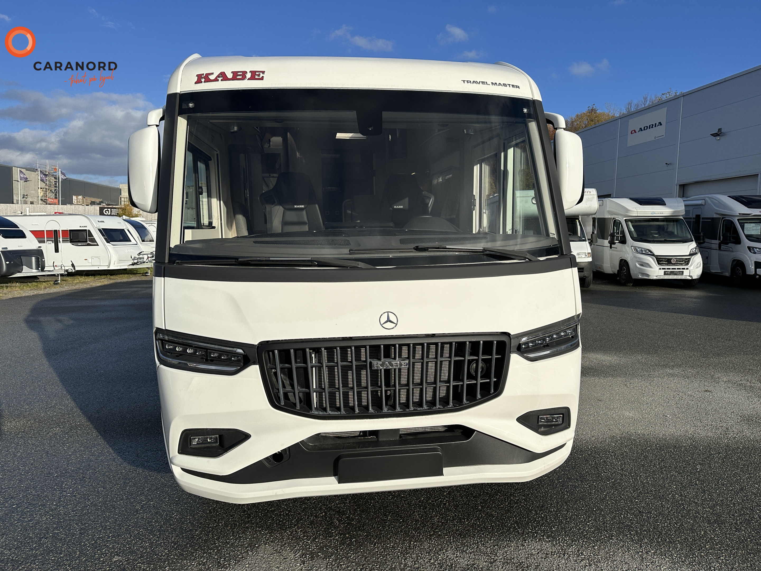 KABE Travel Master Crown i 760 LGB - KABE