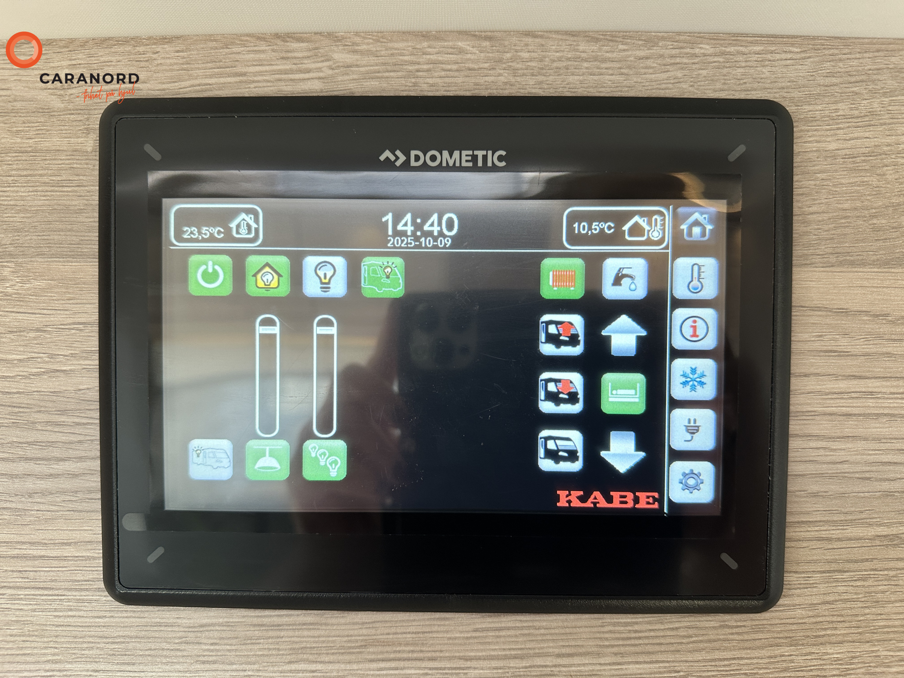 KABE Travel Master Crown i 760 LGB - KABE
