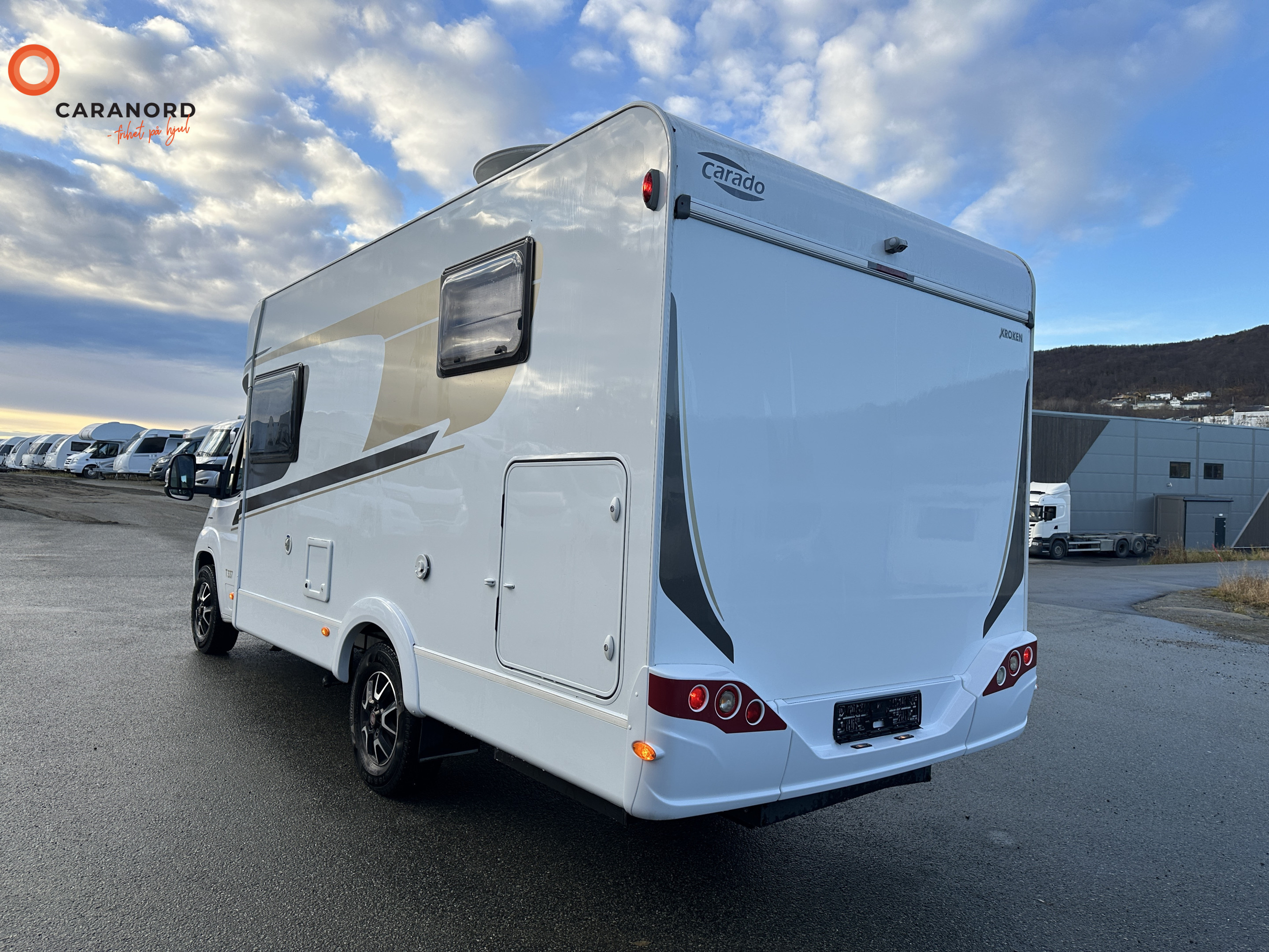 Carado T 337 - Carado