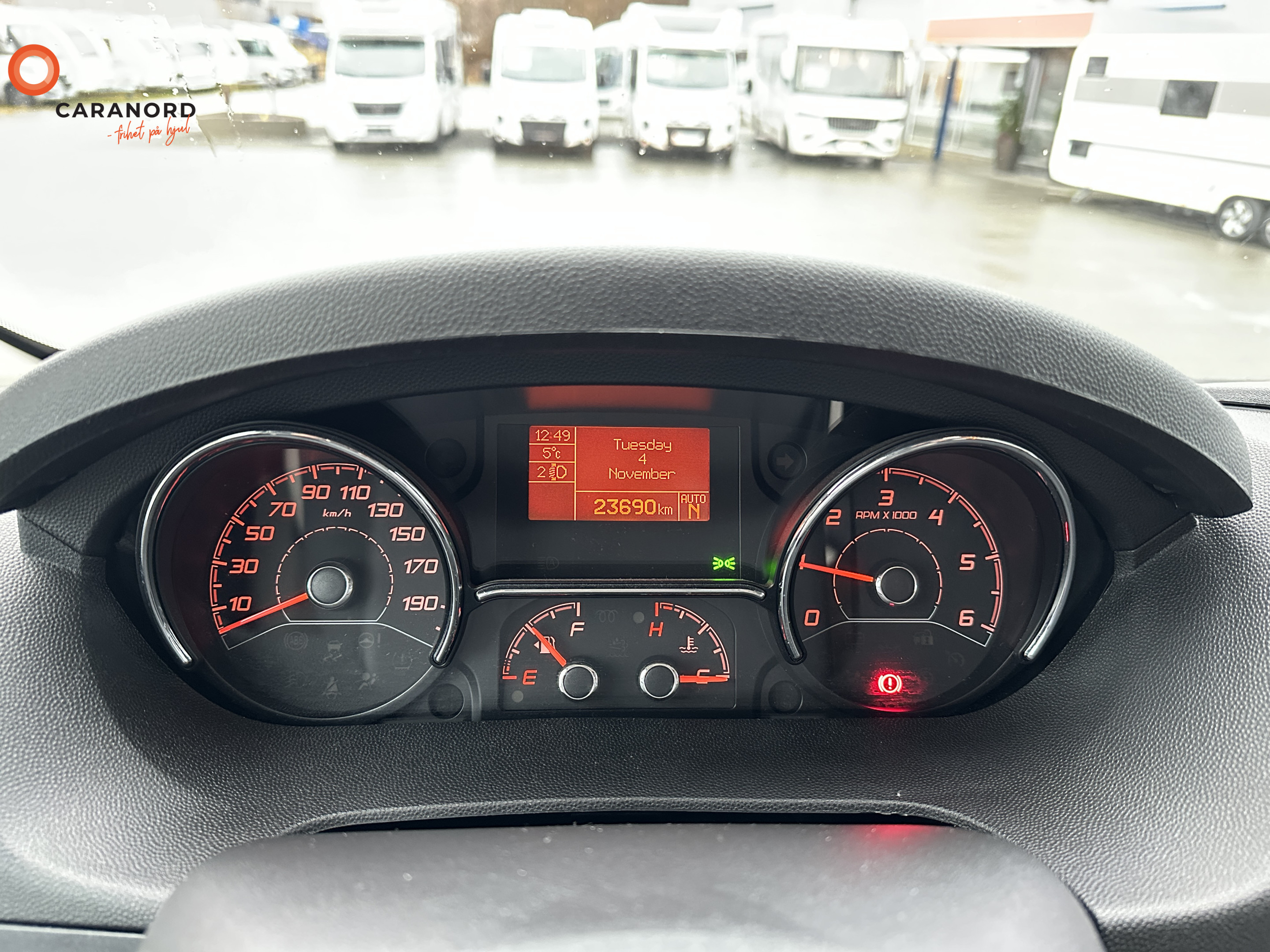 Carado T 337 - Carado