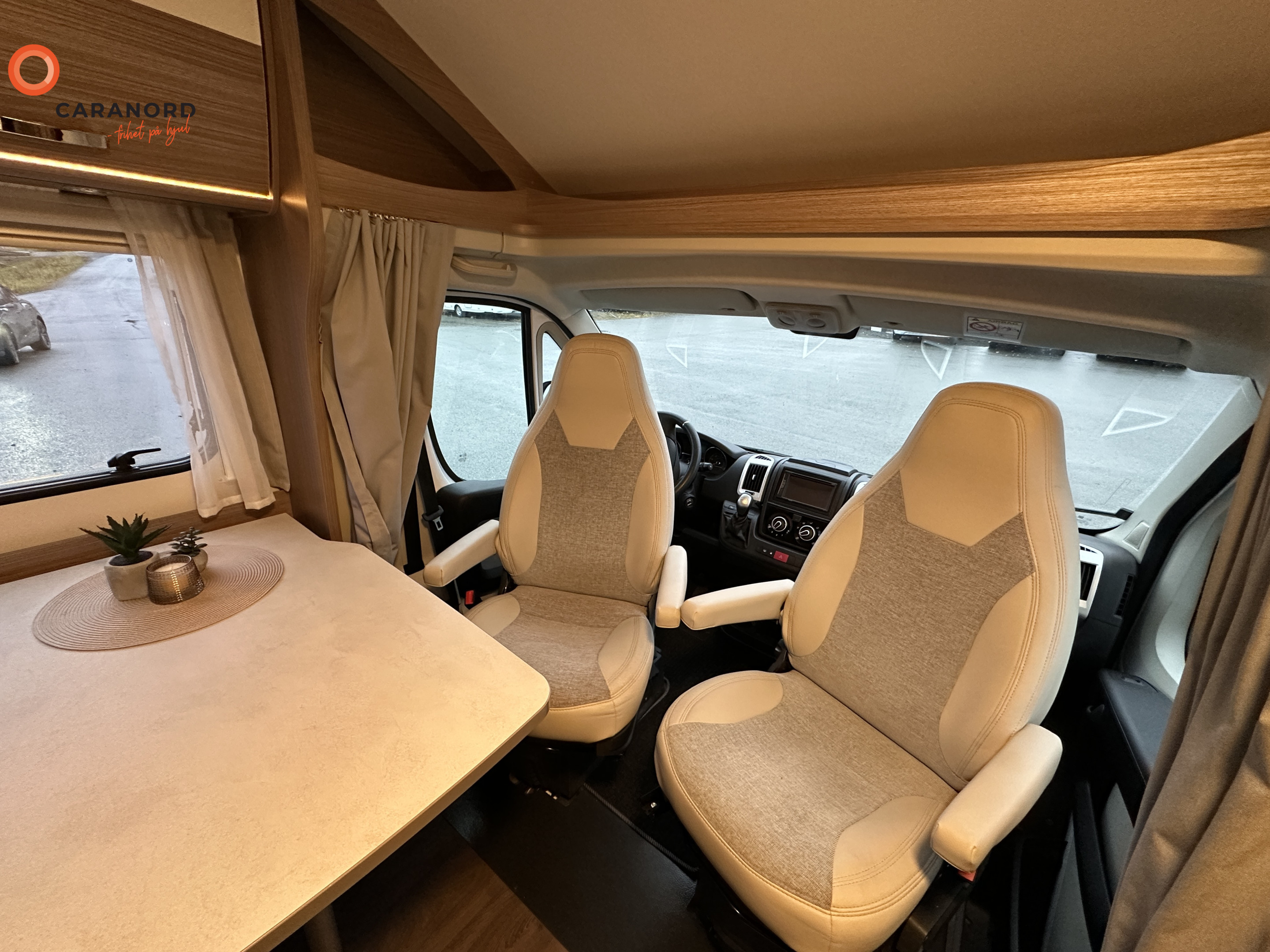 Carado T 337 - Carado