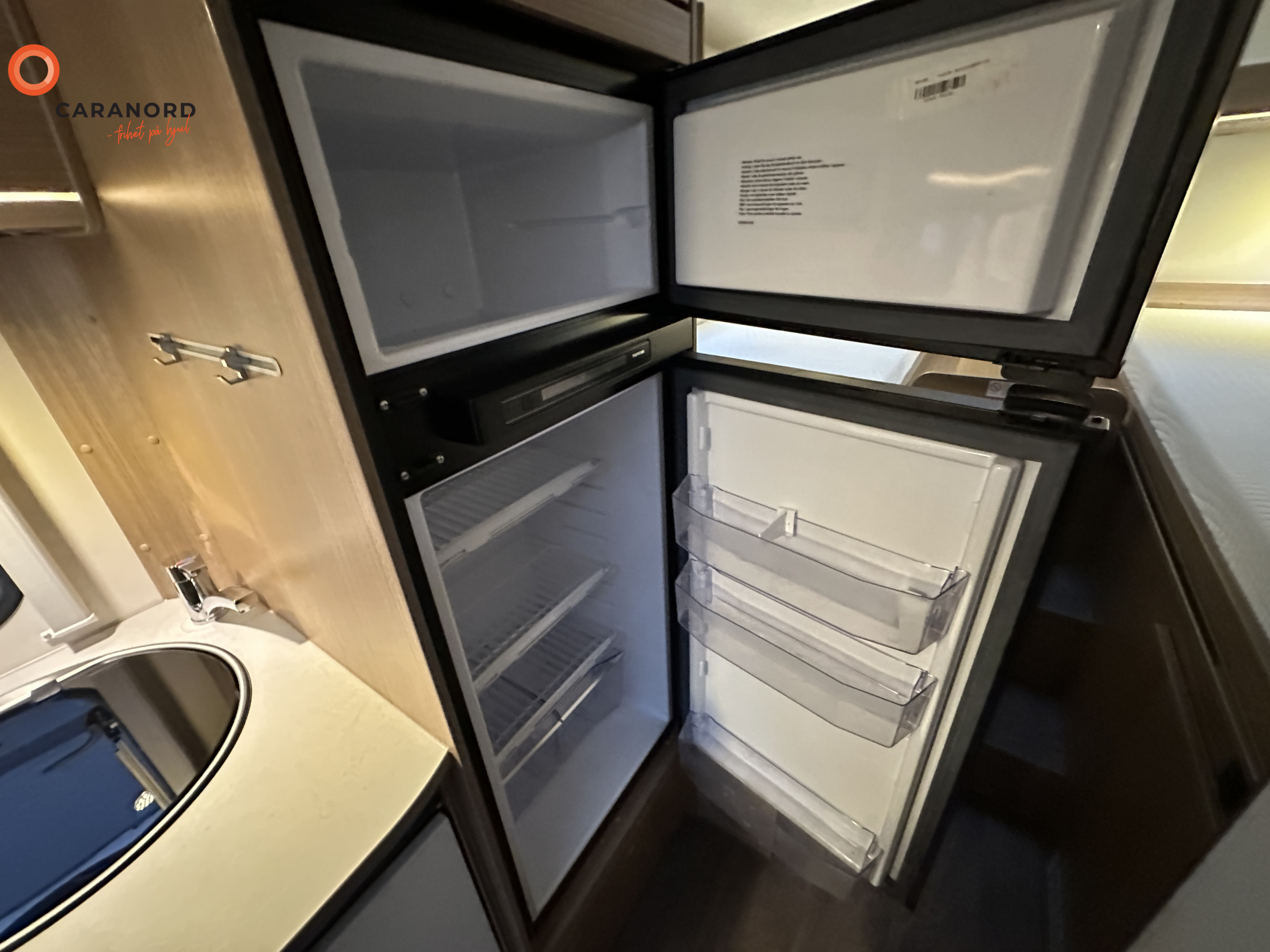 Carado T 337 - Carado