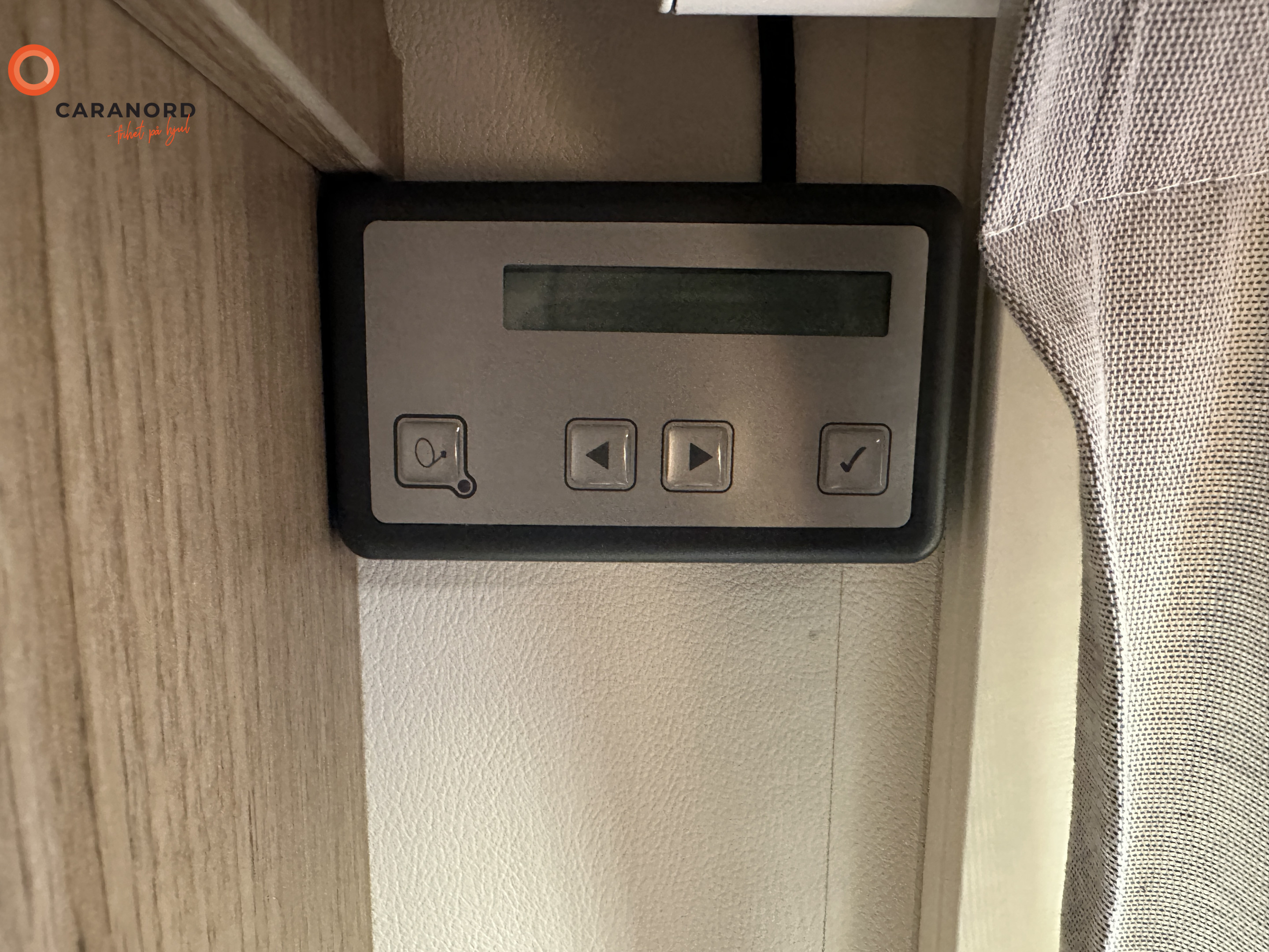 Carado T 337 - Carado