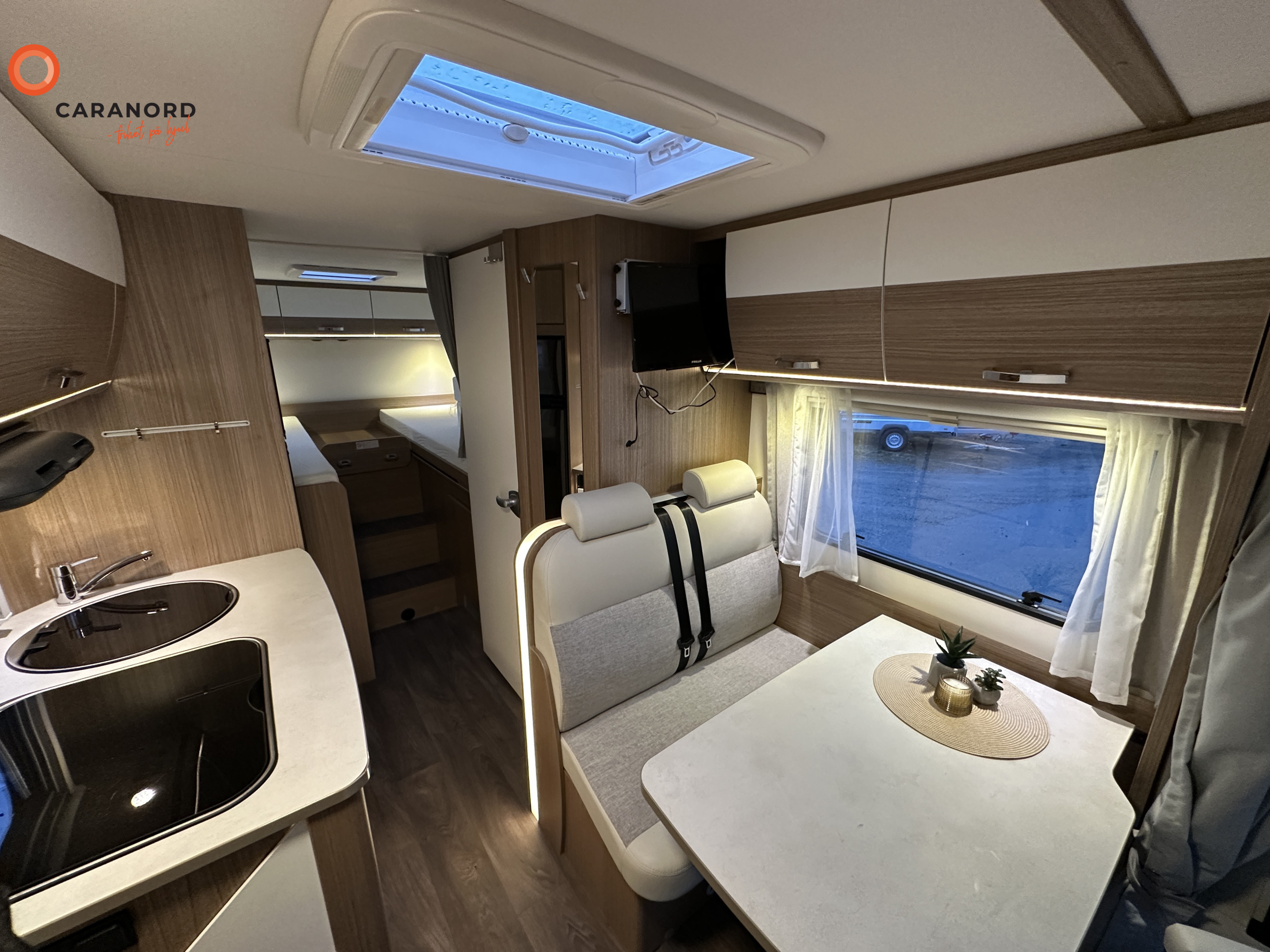 Carado T 337 - Carado